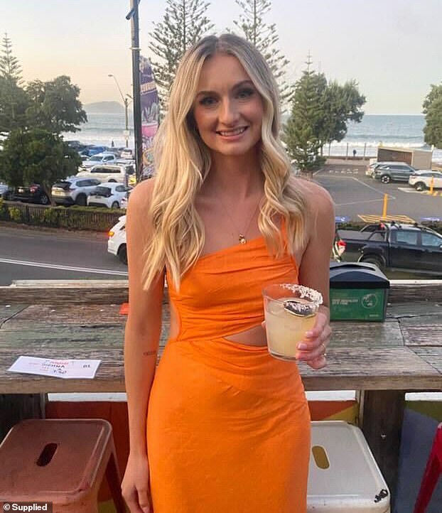 When Anna Lowvey first noticed a strange black circle in her vision, she didn't think much of it - and a specialist optometrist assured her it would heal on its own