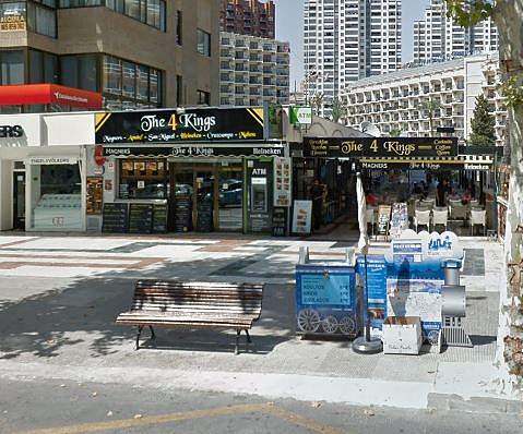 The 4 Kings bar on Avenida Mediterraneo where the tourist was charged for the sauce