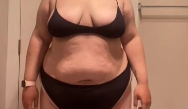 By the time she hit her early twenties, Emma tipped the scales at 131kg (20st 6lbs) and would constantly try to hide her body