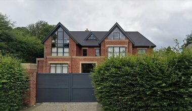 Alejandro Garnacho has reportedly put his seven-bedroom mansion (pictured) up for sale