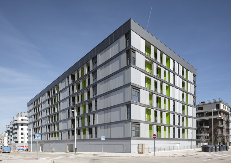 116 Public Housing Units in Madrid / UNIA ARQUITECTOS + FAU ARQUITECTOS - Exterior Photography