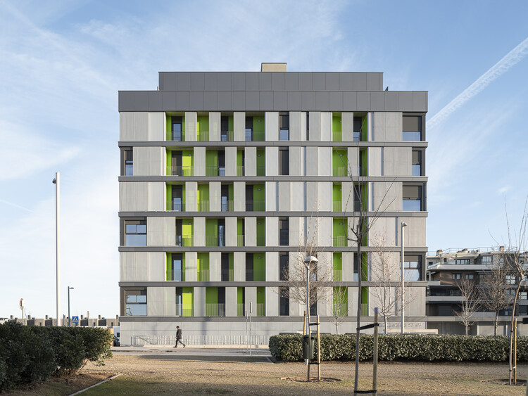 116 Public Housing Units in Madrid / UNIA ARQUITECTOS + FAU ARQUITECTOS - Exterior Photography