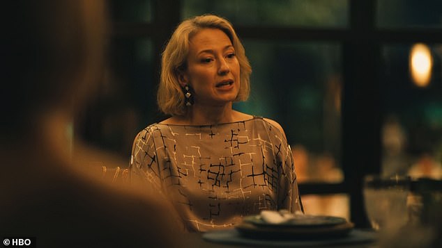 Laurie says all week she was just so sad, says her expectations were too high. She says when she's with them it's so 'transparent' what her choices and mistakes are