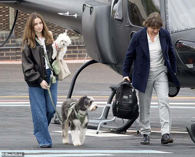 Ana de Armas and Tom Cruise were seen arriving in London together on Sunday amid ongoing rumours of a romance between the pair