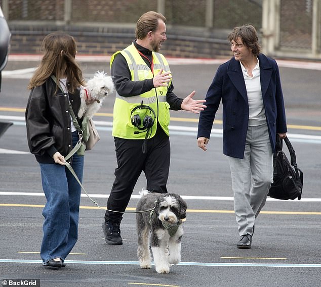 She was joined by her pet dogs