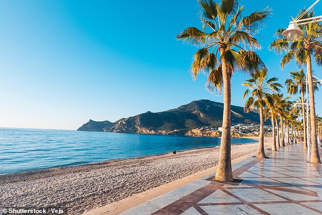 Alicante's sun-drenched coastline gets an average of 279.6 hours of sunshine every month