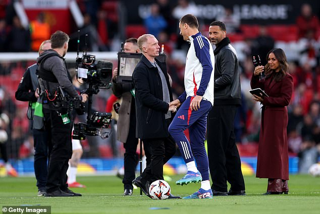 Paul Scholes has opened up on his interaction with former Man United star Nemanja Matic