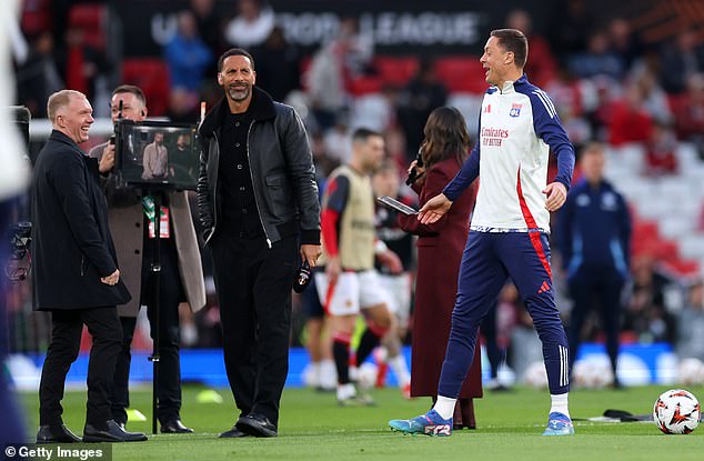 Scholes said that he had told Matic to leave Onana alone and joked he hoped he had a bad night