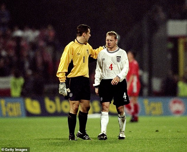 Reclusive former England and Leeds team-mate David Batty is not in the WhatsApp group