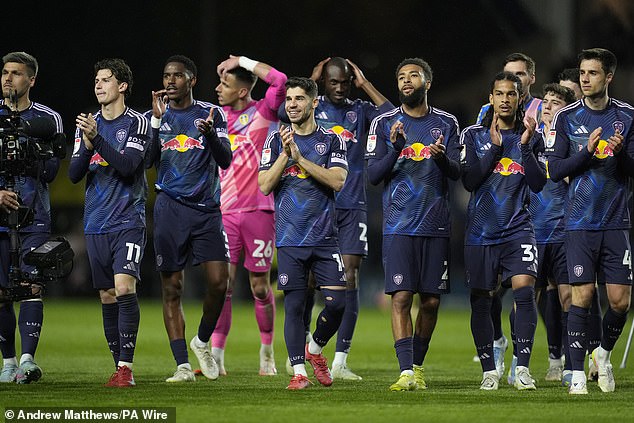 Leeds closed in on a return to the top flight with a 1-0 victory over Oxford on Good Friday