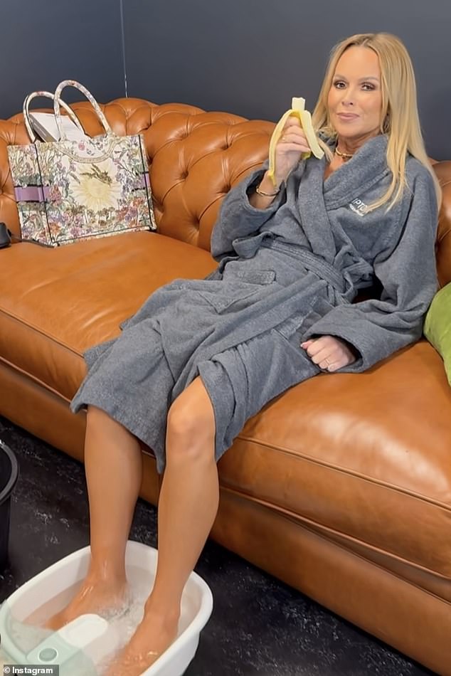 Wearing a large grey fluffy robe, Amanda soaked her feet in a warm foot spa, before transferring them into a bucket of iced water while eating a banana at Glasgow's Blythswood spa