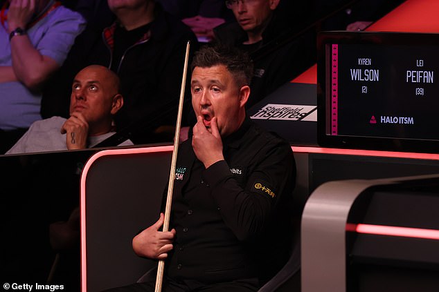 John Virgo claimed he had seen Kyren Wilson struggle with a similar issue earlier in the competition