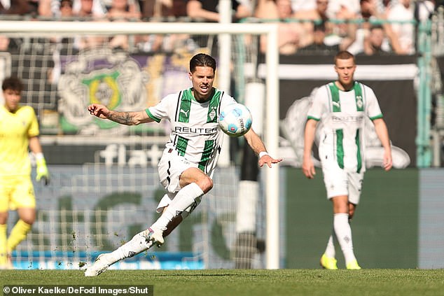Julian Weigl of Borussia Monchengladbach (centre) is of interest for Leeds this summer