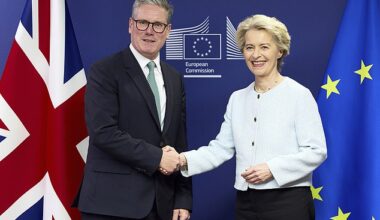 Sir Keir Starmer with European Commission president Ursula von der Leyen