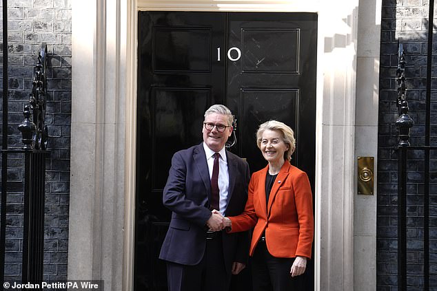The PM has welcomed Ursula von der Leyen to Downing Street amid intense negotiations over a new deal between the UK and the EU