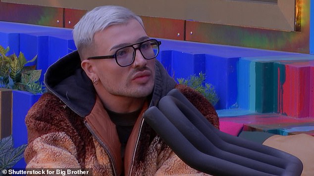 But now Danny's pal Billy Andrew has revealed what he truly thought about the situation as he claimed he thinks JoJo is playing a game