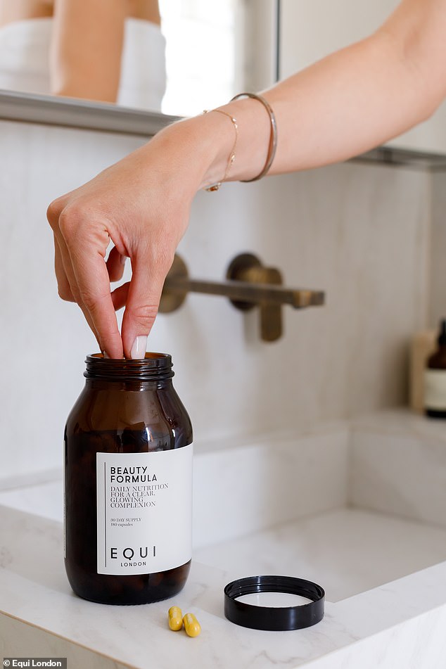 Developed by nutritionists and packed with a blend of 48 clinically-backed ingredients - including skin heroes like Biotin, Vitamin C, Zinc, and a full spectrum of B vitamins