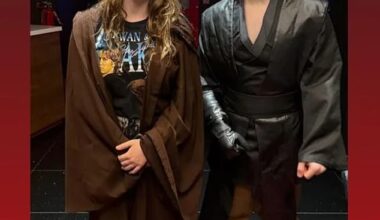 The Force was strong two of Sarah Jessica Parker's kids  who enjoyed a fun outing over the weekend. Her son James Wilkie, 22, and daughter Loretta, 15, dressed in costume for a screening of Star Wars : Episode III - Revenge of the Sith