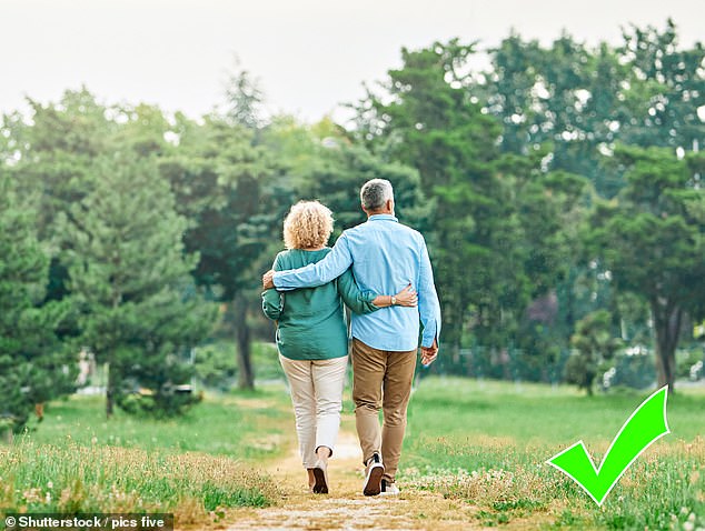 Nutrition professor Dr Scharffenberg praises walking as an effective exercise for older people