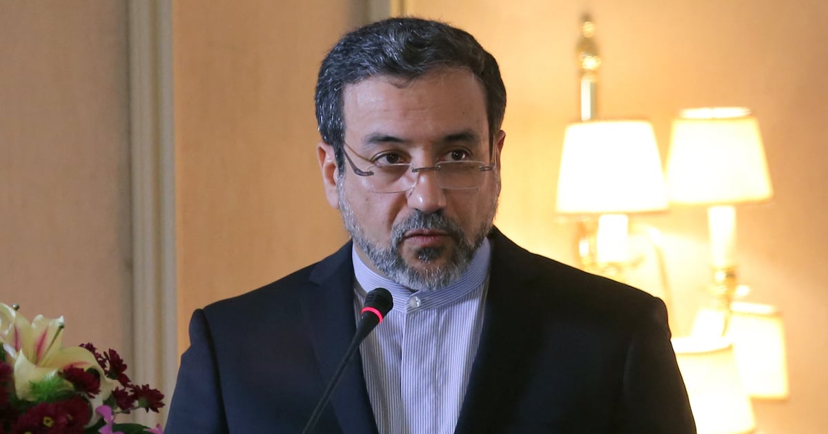 Iran and France signal readiness for nuclear talks amid US negotiations – The Irish Times