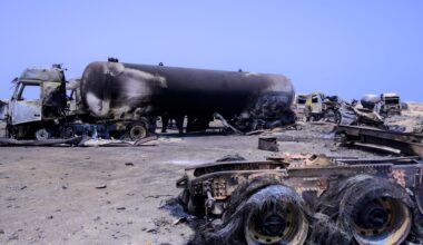 US attacks Yemen again after at least 80 people killed in Hodeidah | Houthis News