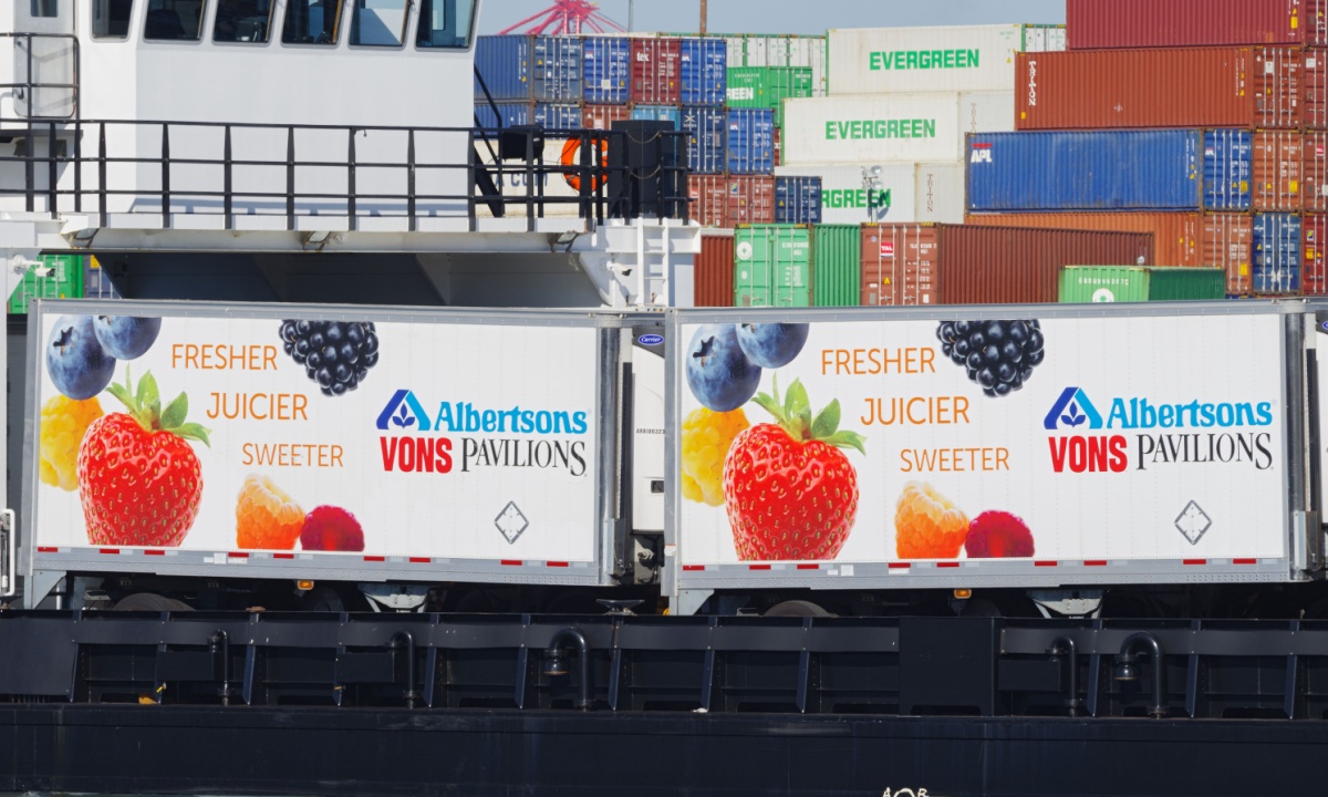 Albertsons' Sales Up as Shoppers 'Tighten Their Pocket Books'