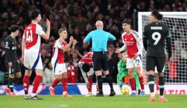 Will Arsenal refuse Liverpool 'guard of honour' despite Fergie 'advice'?
