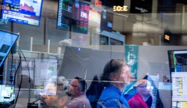 Stocks sink with the U.S. dollar’s value