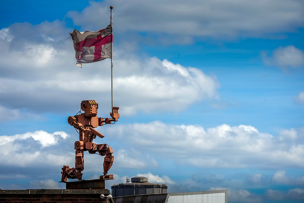 How much steel does Britain produce?