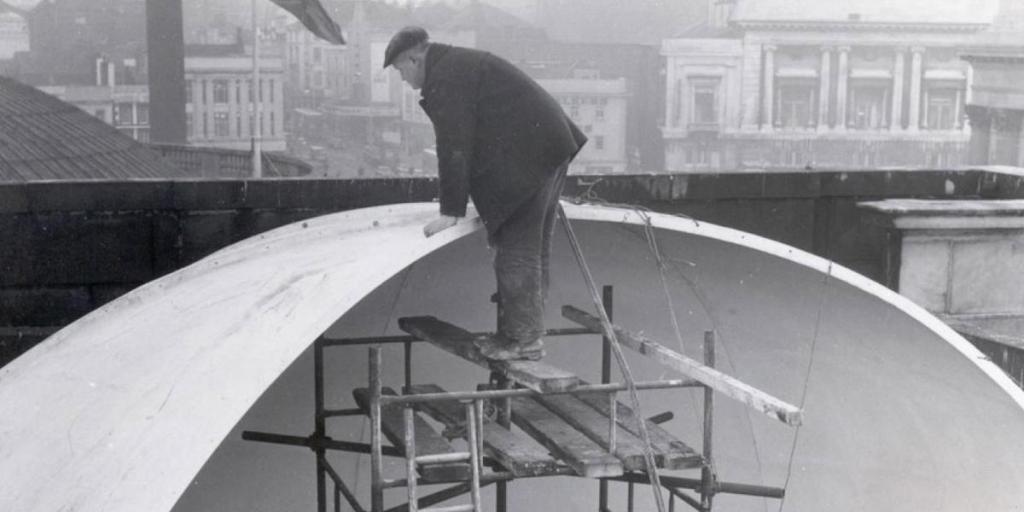Constructing the dome at the Planetarium