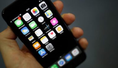 Top EU official downplays expectations over Apple, Meta digital fines – POLITICO