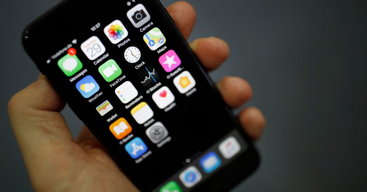 Top EU official downplays expectations over Apple, Meta digital fines – POLITICO