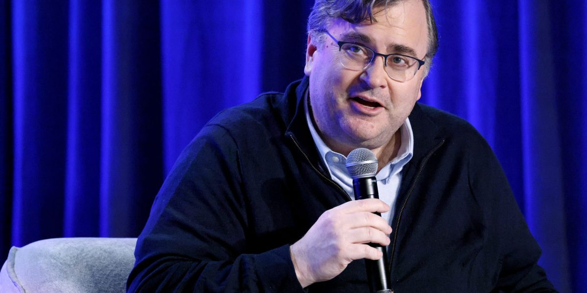 LinkedIn's cofounder Reid Hoffman says seeking work-life balance is a red flag that you're 'not committed to winning - Fortune