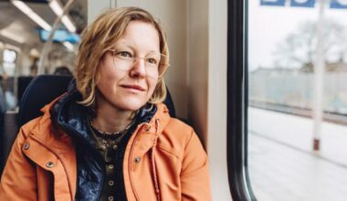 'Barebackers' are the commuters plaguing the London tube network