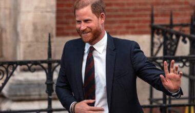 Prince Harry visits Ukraine’s largest rehab center for war amputees – POLITICO