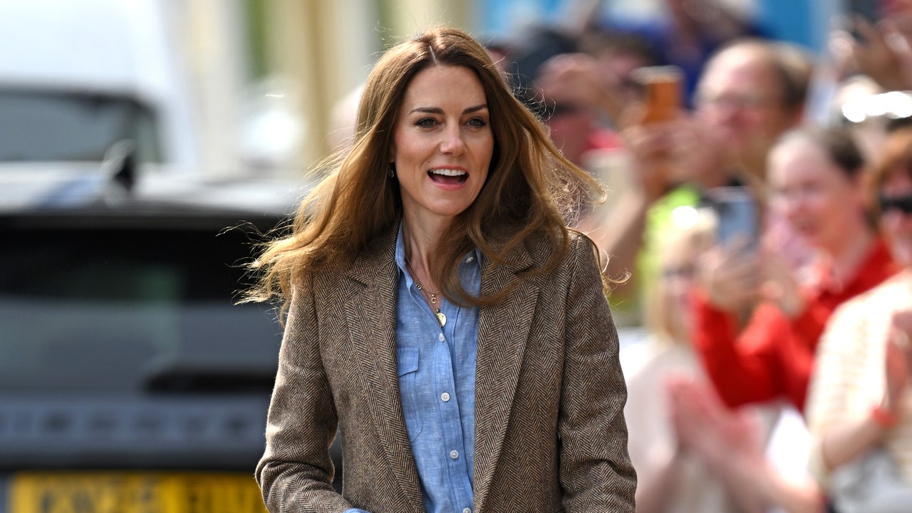 Kate Middleton Steps Out in Scotland Wearing Her Favorite Skinny Jeans