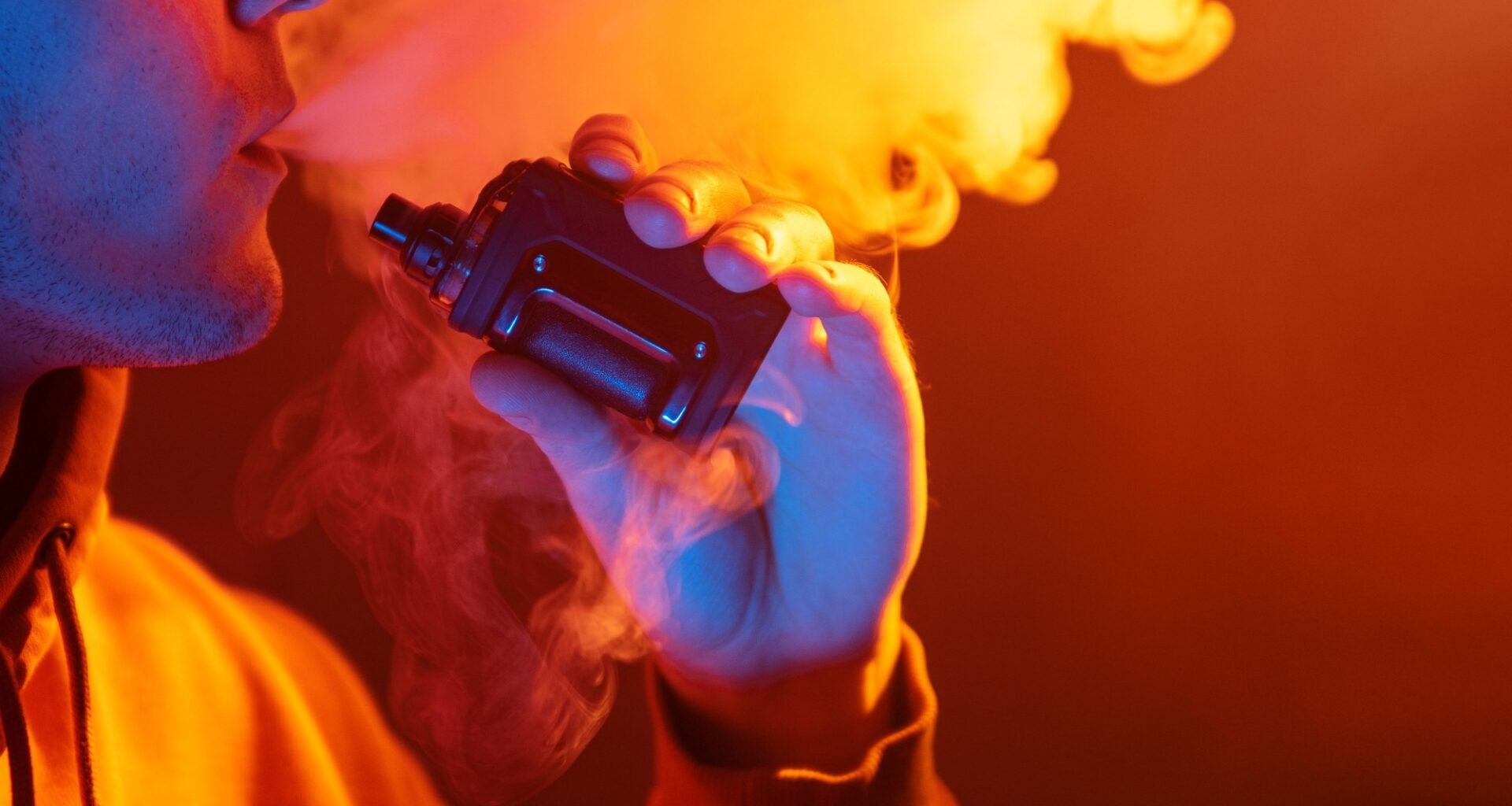Study: Changes in vaping trends since the announcement of an impending ban on disposable vapes: A population study in Great Britain. Image Credit: PavelKant / Shutterstock.com