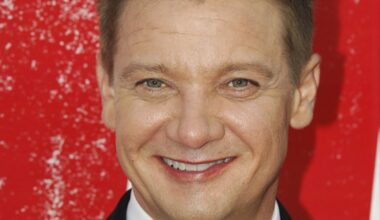 Watch: Jeremy Renner says writing book about his accident was 'healing'