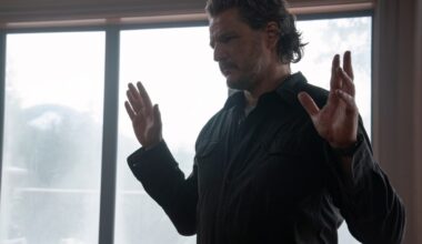 The Last of Us Director on Filming Joel's Death Scene and Crying