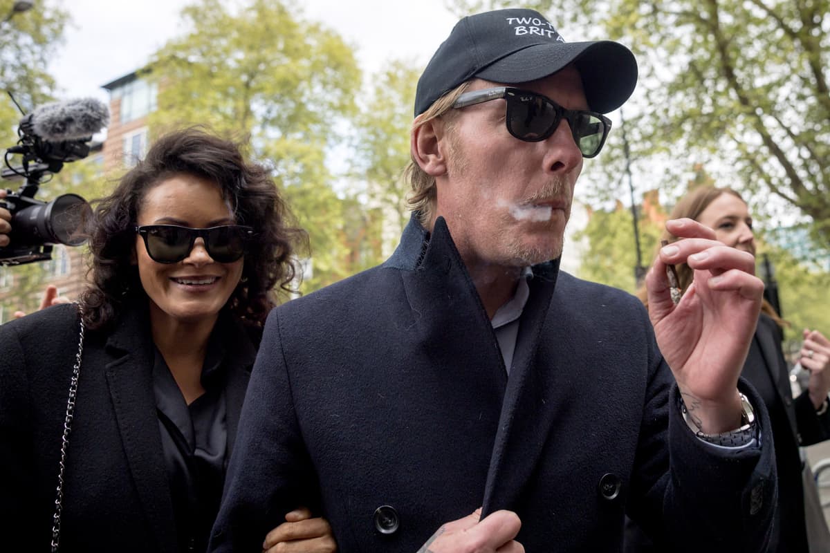 Laurence Fox pleads not guilty over 'intimate' photo of broadcaster Narinder Kaur - London Evening Standard