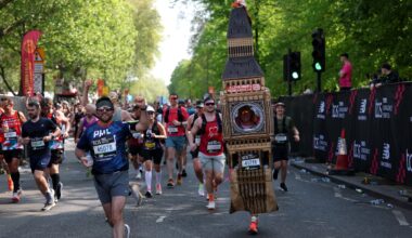 London Marathon 2025: 56,000 runners take part in 26.2-mile race as record crowds turn out in sweltering heat - London Evening Standard