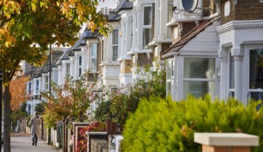 Britain's biggest building society to cut mortgage rates as low as 3.89%
