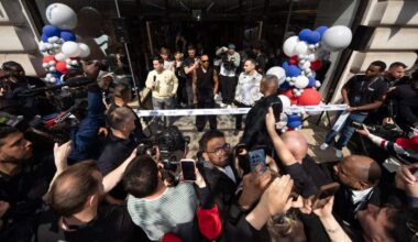 Fanatics begins U.K. trading card push with Lewis Hamilton and massive crowd at London store opening