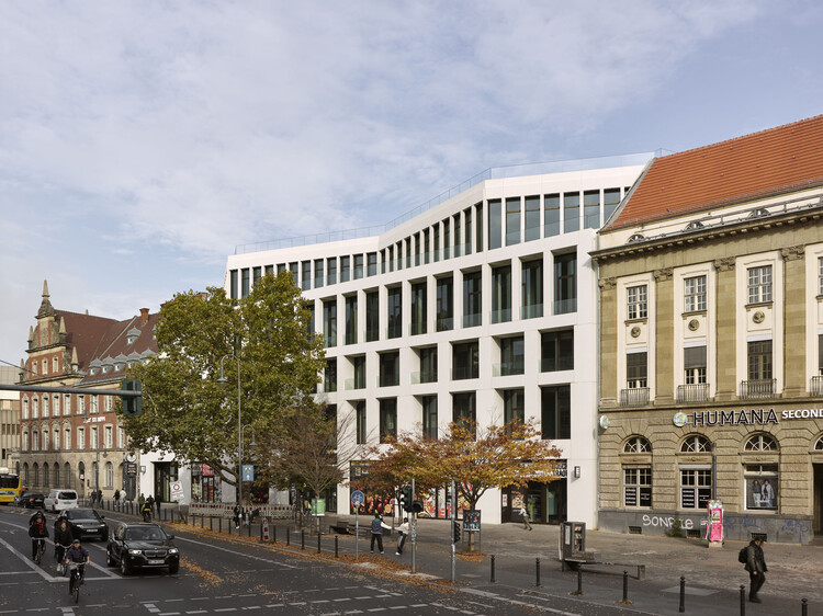 Kalle Neukoelln Department Store Revitalization / Max Dudler - Exterior Photography