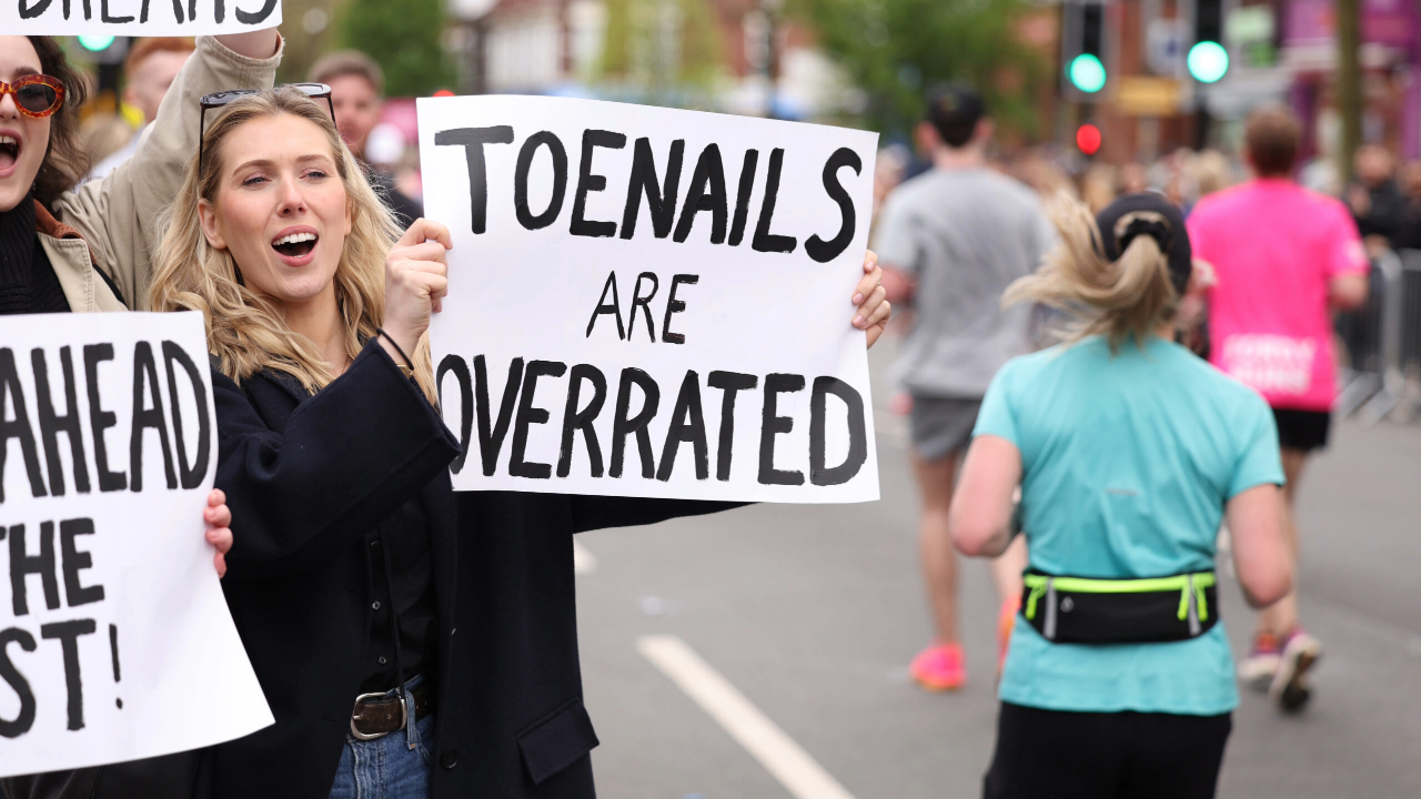 Manchester Marathon supporter