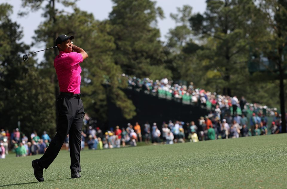 Woods caused a stir by saying he doesn't take divots when he's flushing it