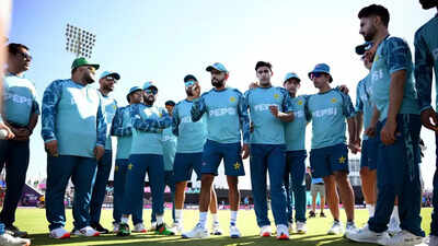 Former Pakistan coach's pay dispute heats up; PCB issues strong statement