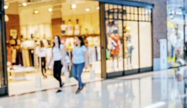 Shopper numbers plummet in March amid fresh economic uncertainty – The Irish News