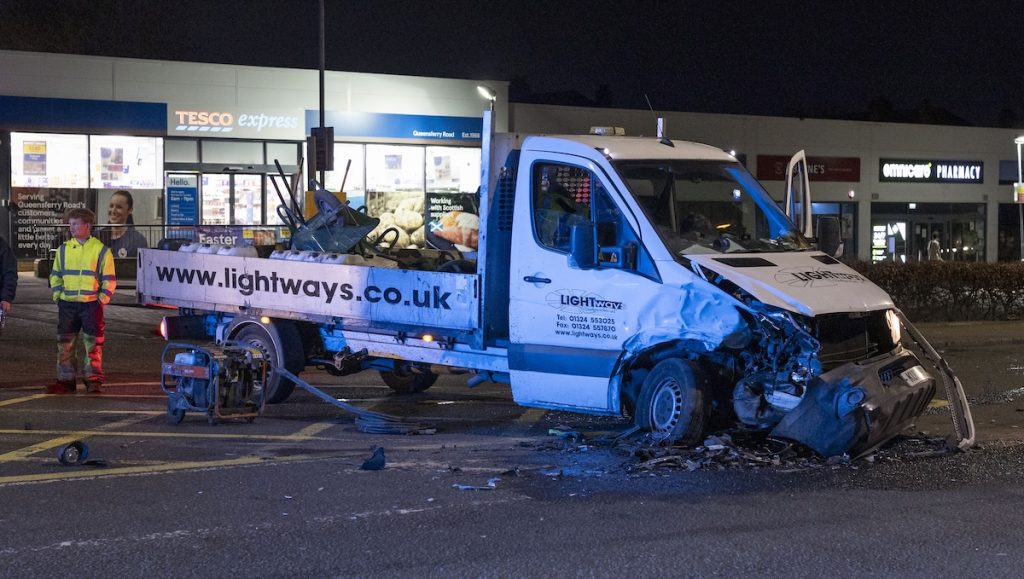 Second crash on Queensferry Road on Friday night