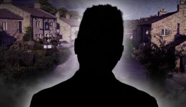 Murdered Emmerdale favourite 'back from the dead' as star stages return | Soaps